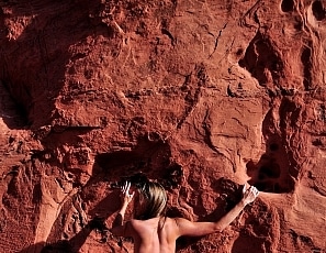 SofieMarieXXX/SM_Red_Rocks_Standing_Study_Nude