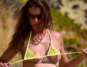 SofieMarieXXX/SM_ww_yellow_mega_mesh_bikini_beach_web